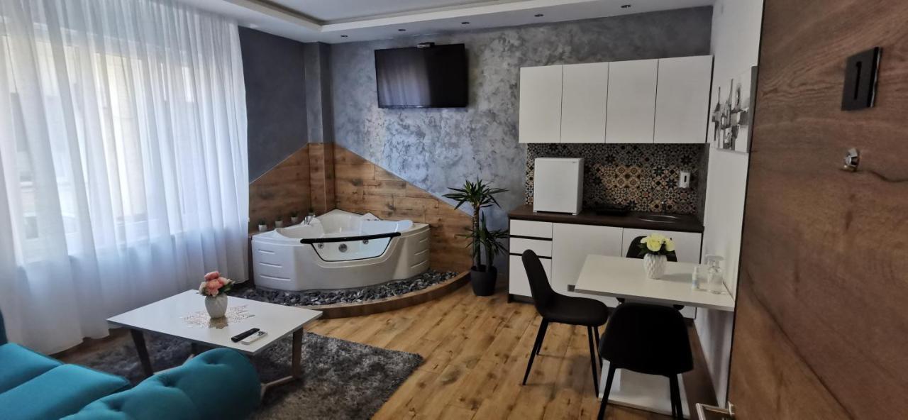 Canti Apartments ノヴィ・サド エクステリア 写真